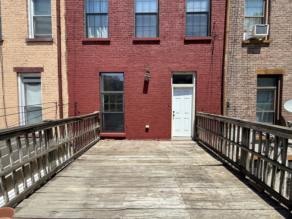 70 Halsey Street - Photo 9