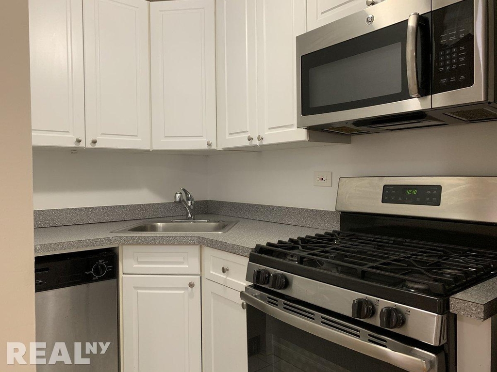 E 80th St - Photo 2