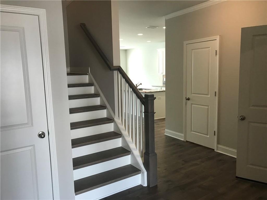 1840 Belmore Street Se - Photo 2