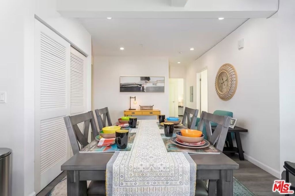 1019 S Catalina Street - Photo 0
