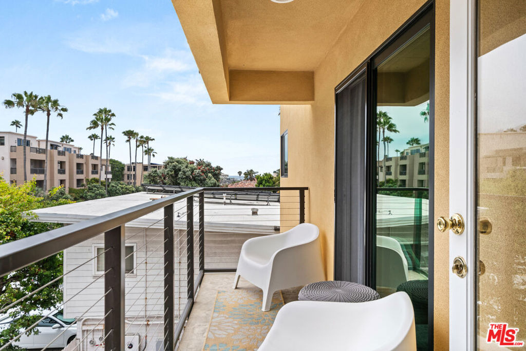 457 Coast Boulevard - Photo 13