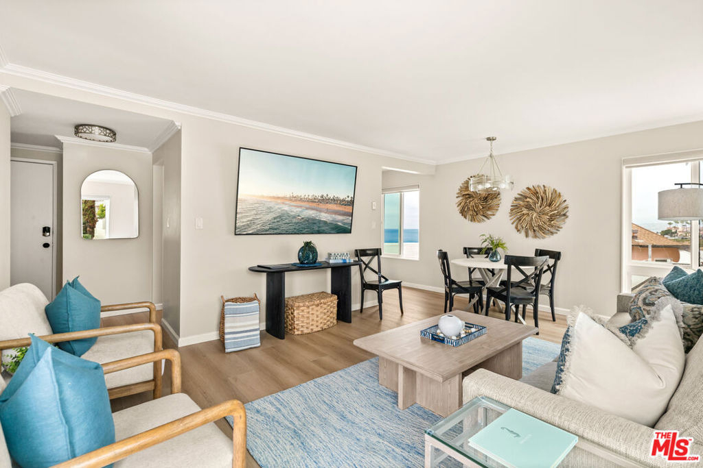 457 Coast Boulevard - Photo 0