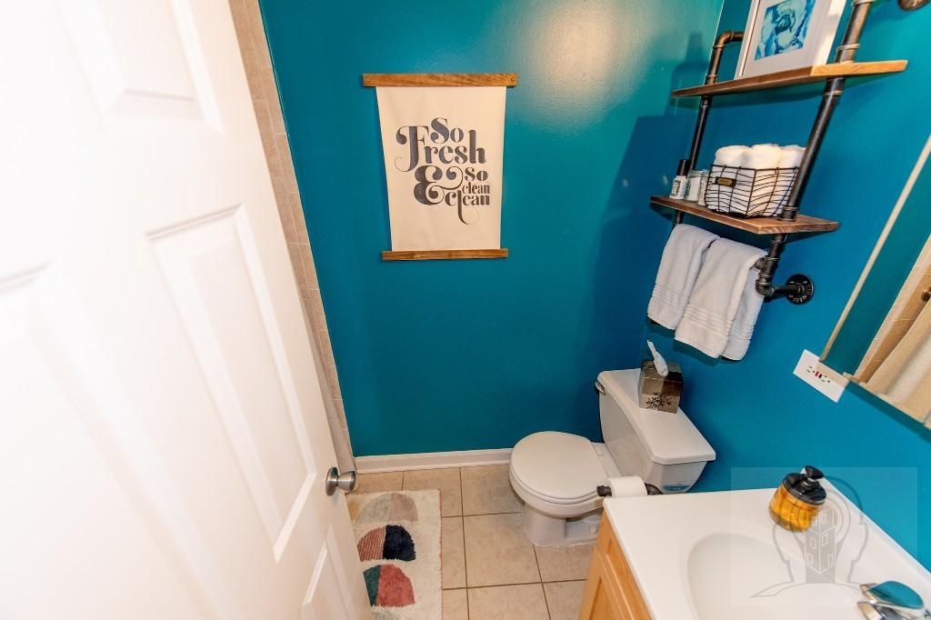 4863 North Winthrop Avenue - Photo 12