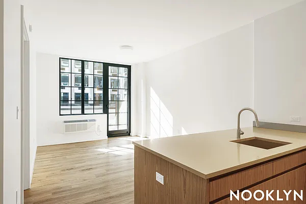 40 Bruckner Boulevard - Photo 0