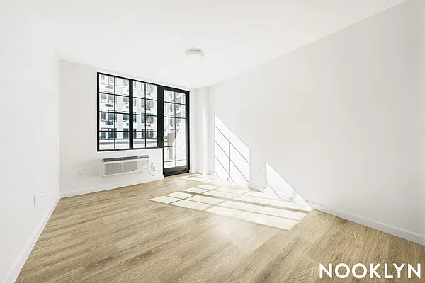 40 Bruckner Boulevard - Photo 1