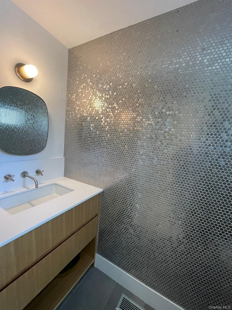 495 N Parish Drive - Photo 7