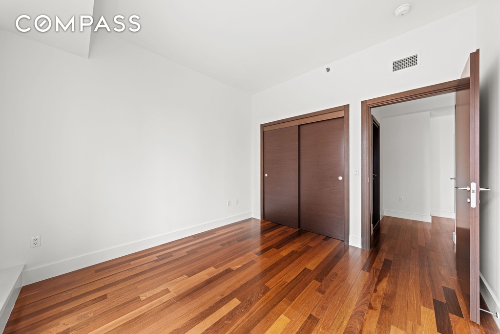 150 Myrtle Avenue - Photo 8