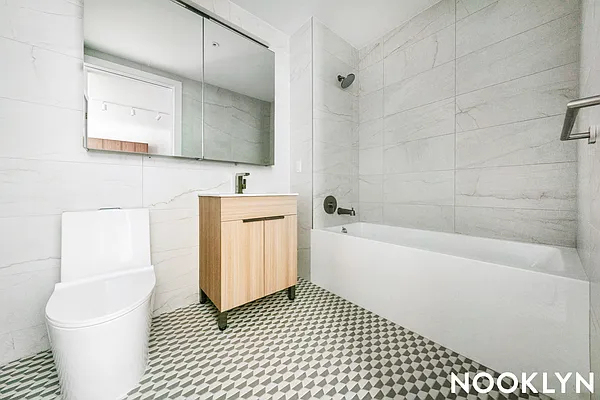 40 Bruckner Boulevard - Photo 4