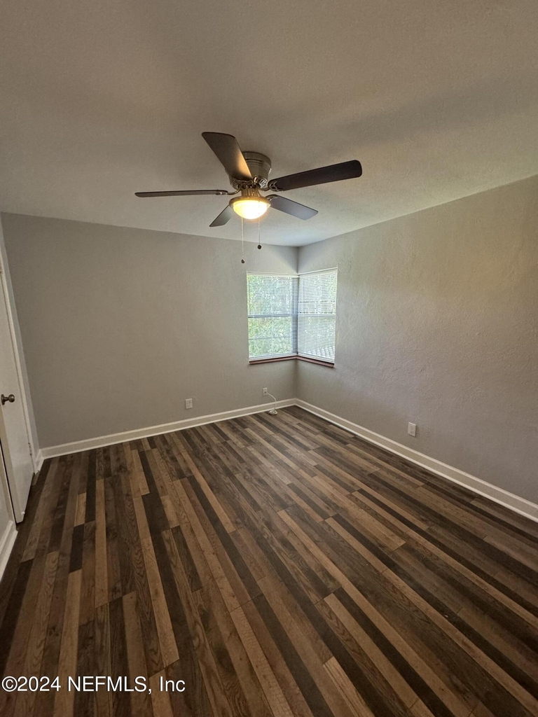 1284 Ingleside Avenue - Photo 7