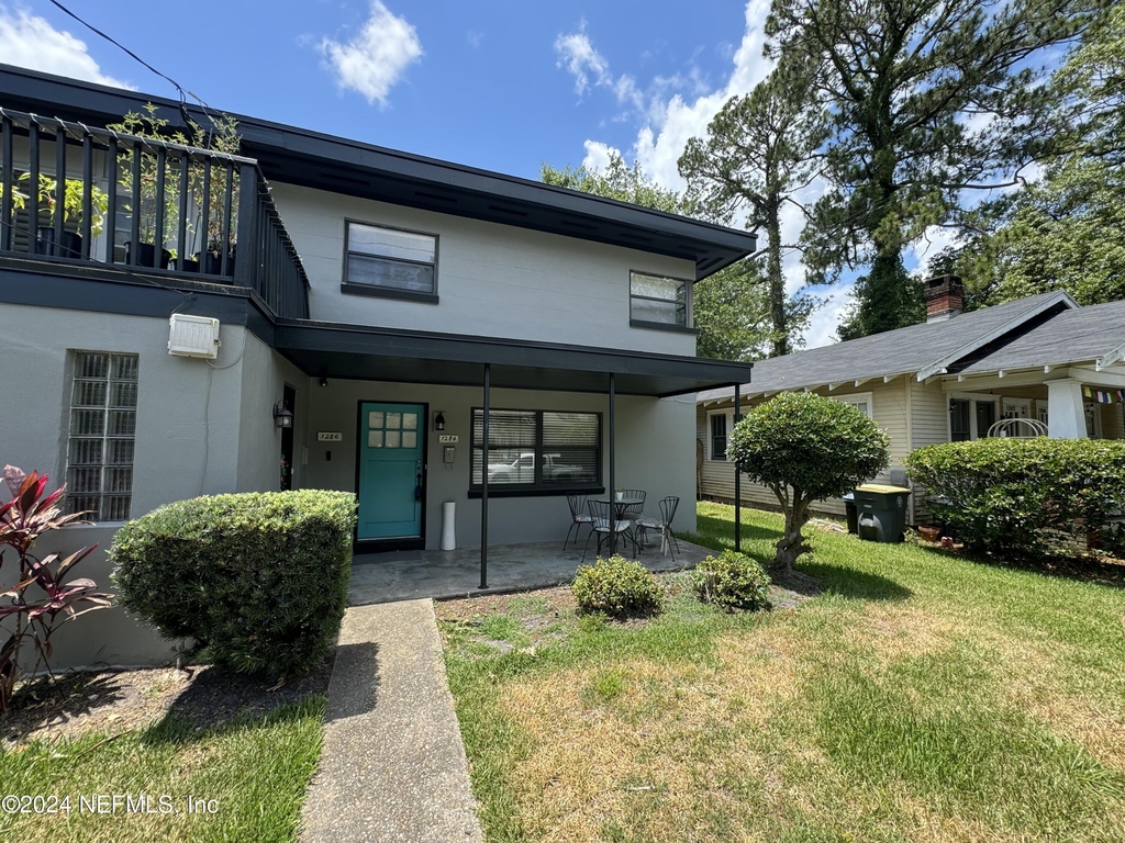 1284 Ingleside Avenue - Photo 0