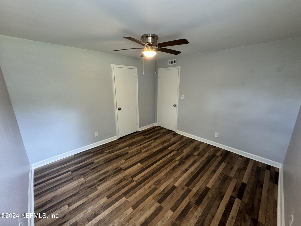 1284 Ingleside Avenue - Photo 8