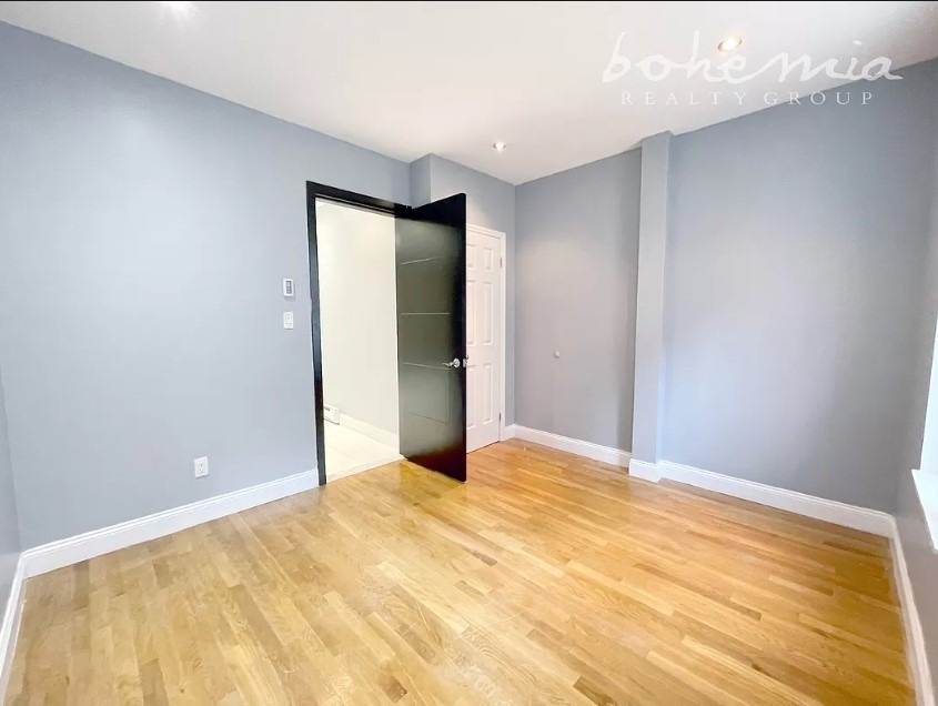 312 West 114th Street - Photo 5