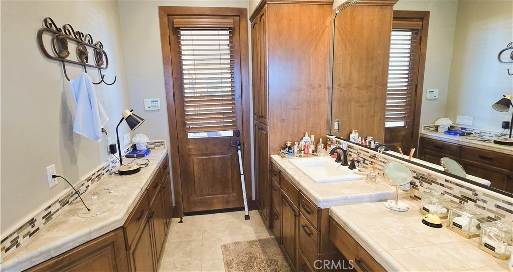 10750 Union Street - Photo 16