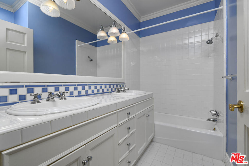 3254 Oakdell Road - Photo 33