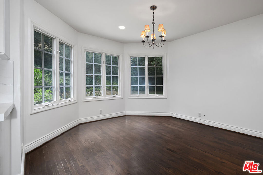 3254 Oakdell Road - Photo 24