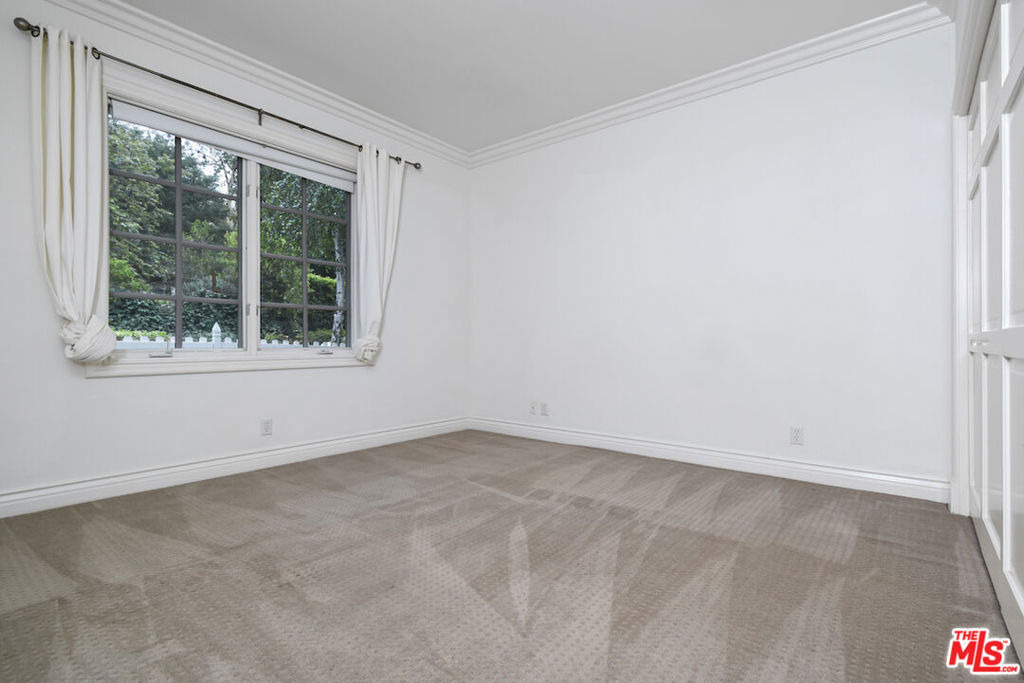 3254 Oakdell Road - Photo 30