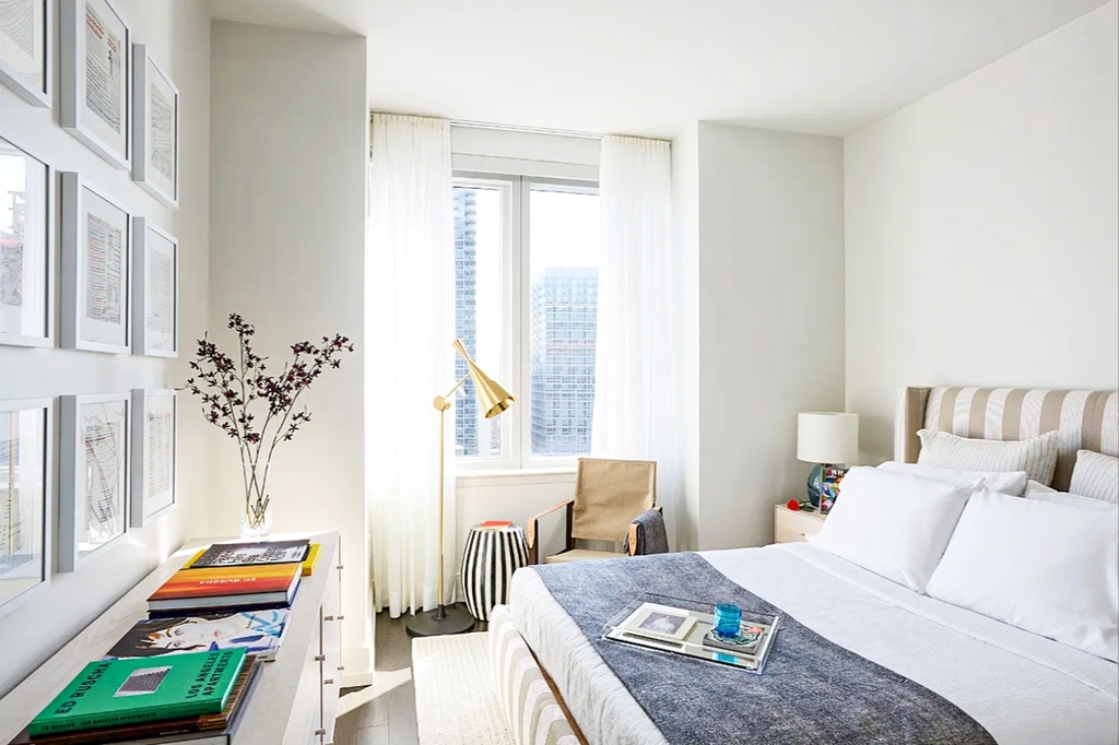 10th Avenue - Photo 2