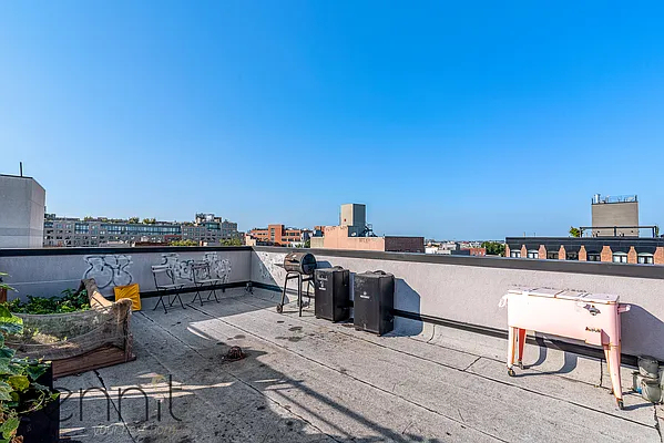 669 Bushwick Avenue - Photo 18