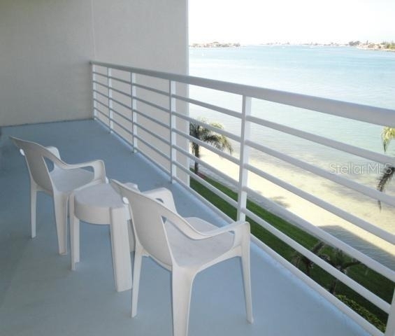 6093 Bahia Del Mar Circle - Photo 18