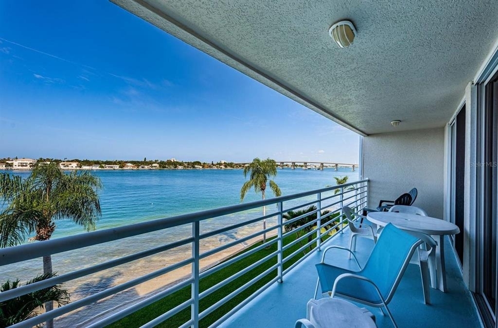 6093 Bahia Del Mar Circle - Photo 20