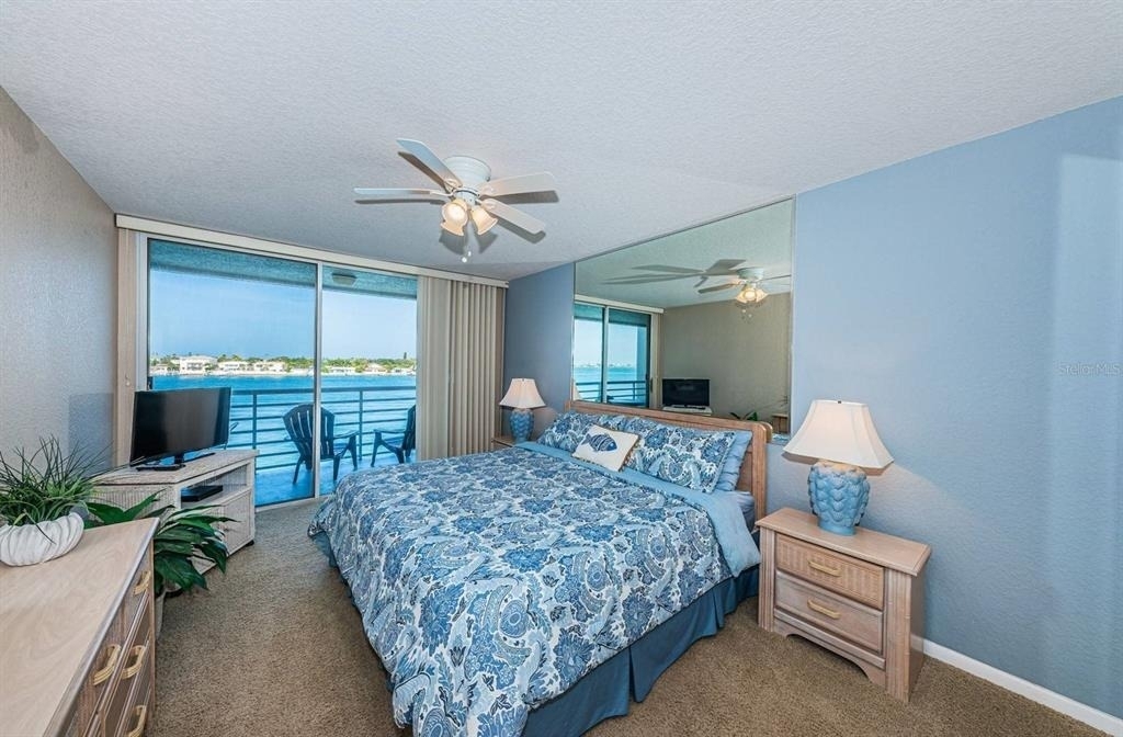 6093 Bahia Del Mar Circle - Photo 11