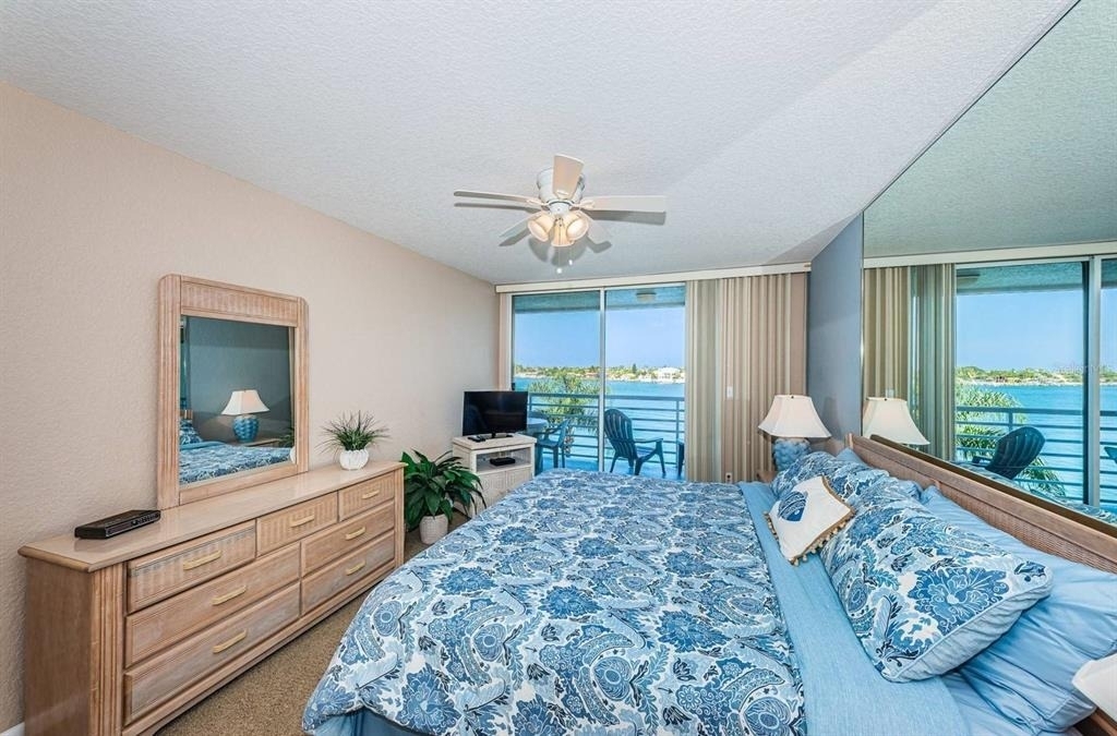 6093 Bahia Del Mar Circle - Photo 12