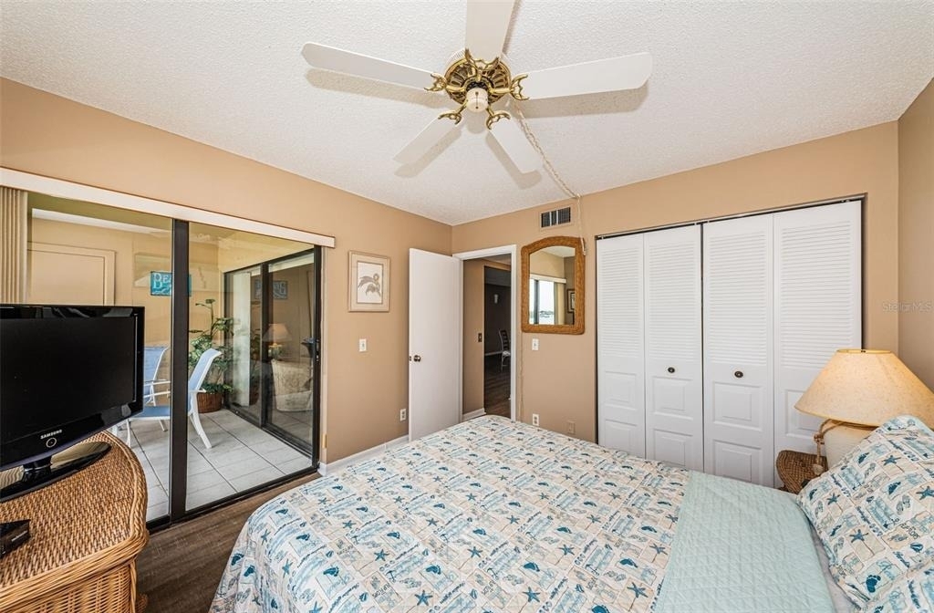6322 Palma Del Mar Boulevard S - Photo 12