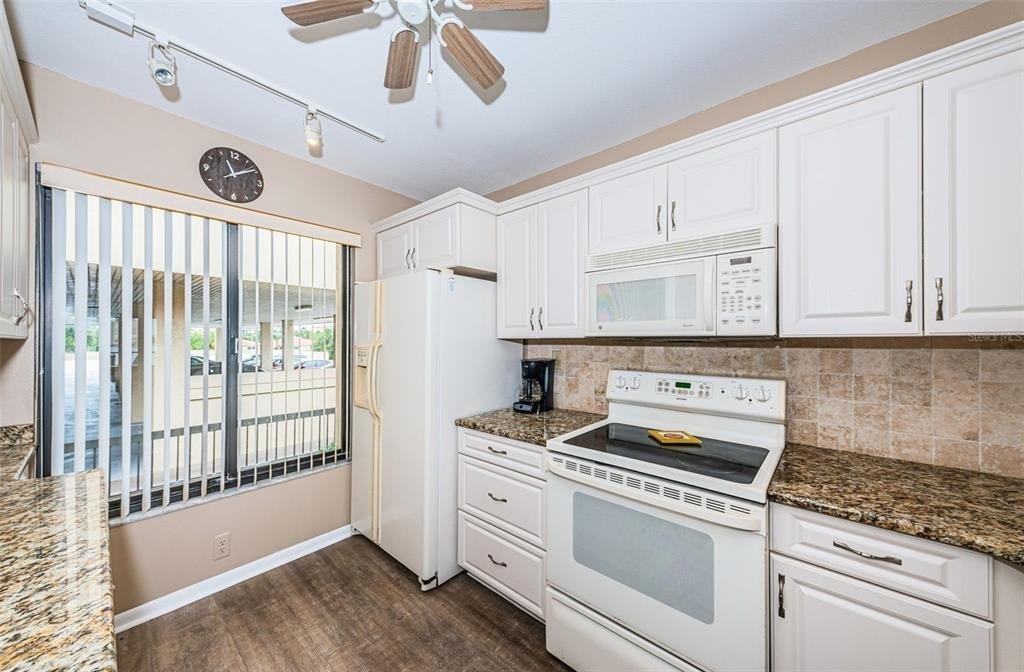 6322 Palma Del Mar Boulevard S - Photo 5