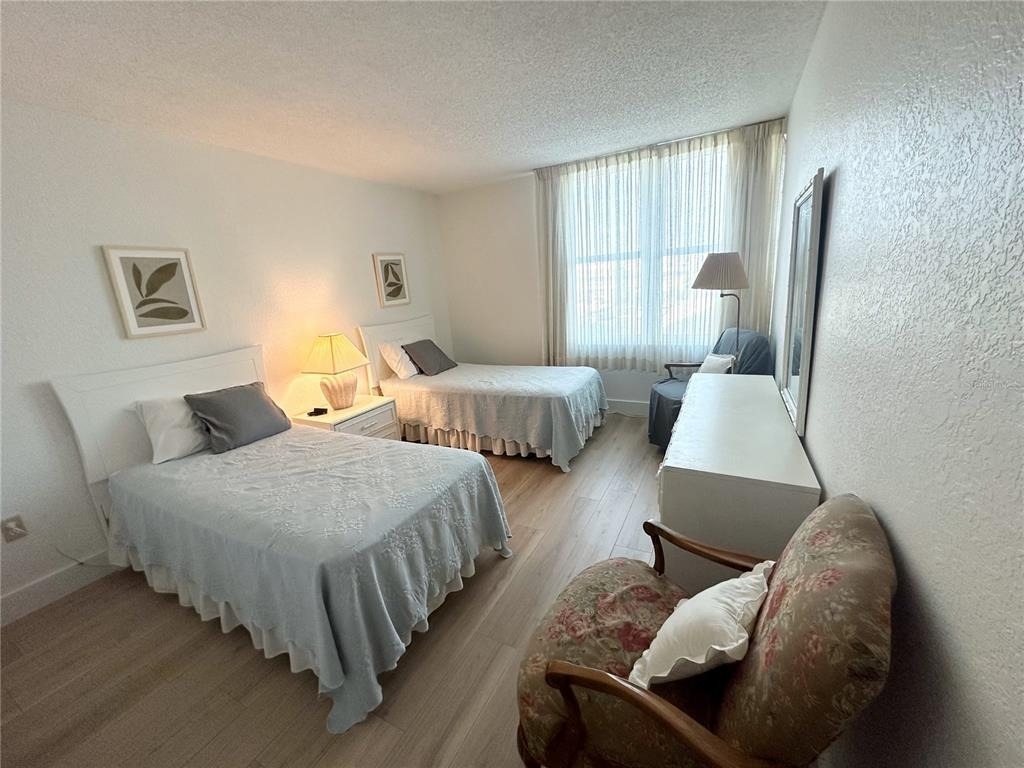 400 Island Way - Photo 21