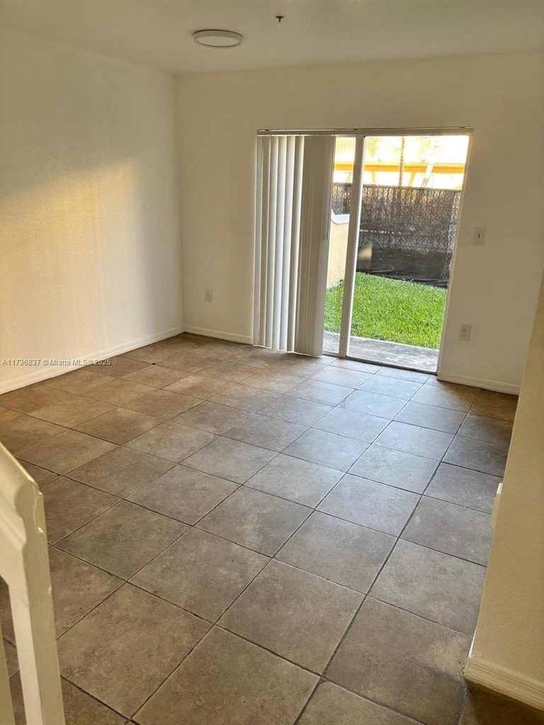 2062 Ne 167th St - Photo 5