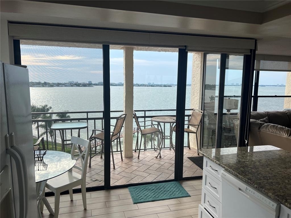 6177 Sun Boulevard - Photo 9