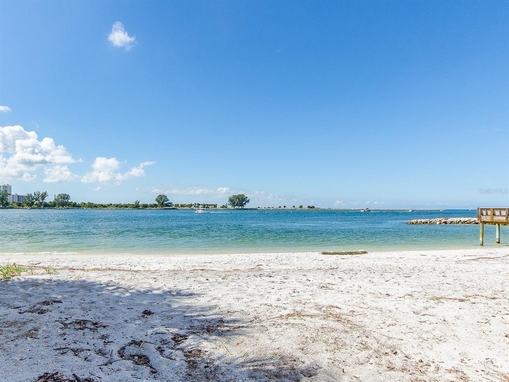 675 S Gulfview Boulevard - Photo 47