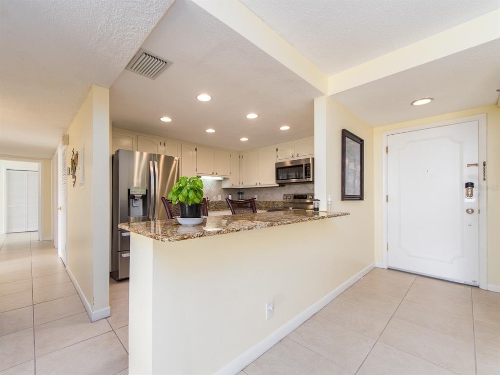 675 S Gulfview Boulevard - Photo 1