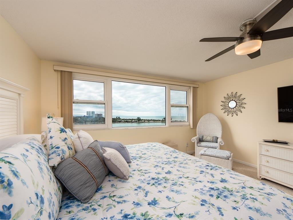 675 S Gulfview Boulevard - Photo 16
