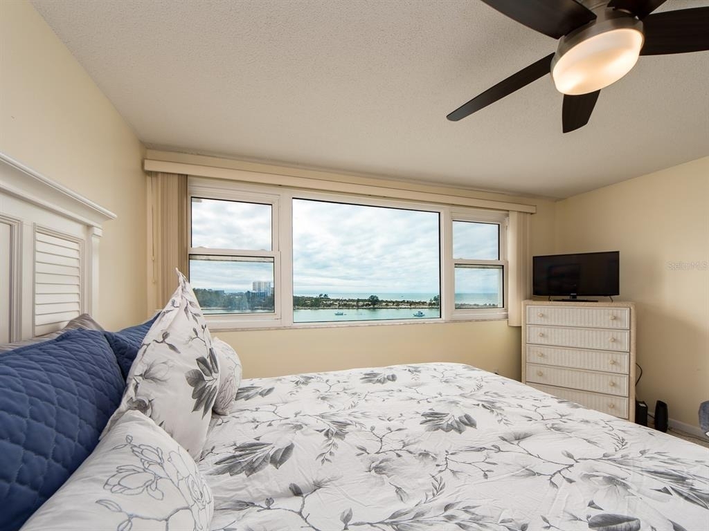 675 S Gulfview Boulevard - Photo 21