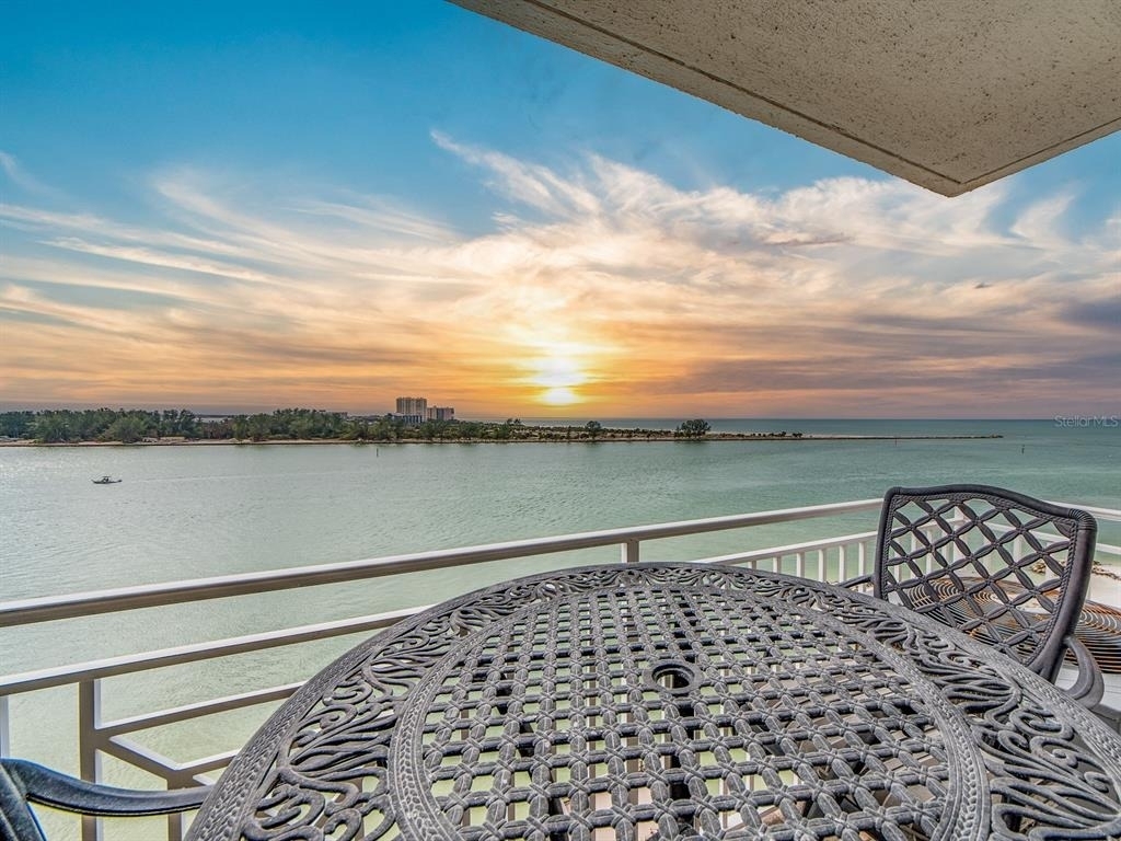 675 S Gulfview Boulevard - Photo 5