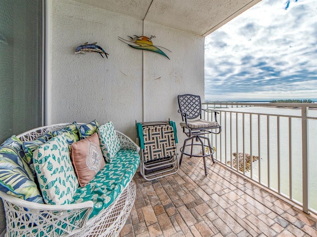 675 S Gulfview Boulevard - Photo 6