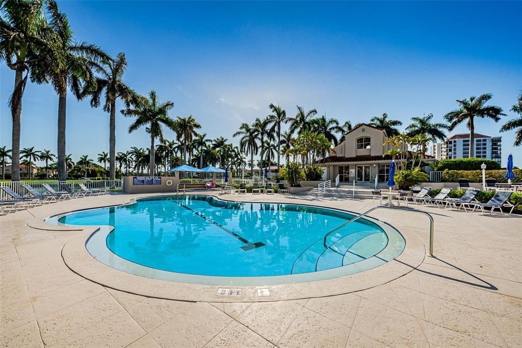6000 Bahia Del Mar Circle - Photo 3