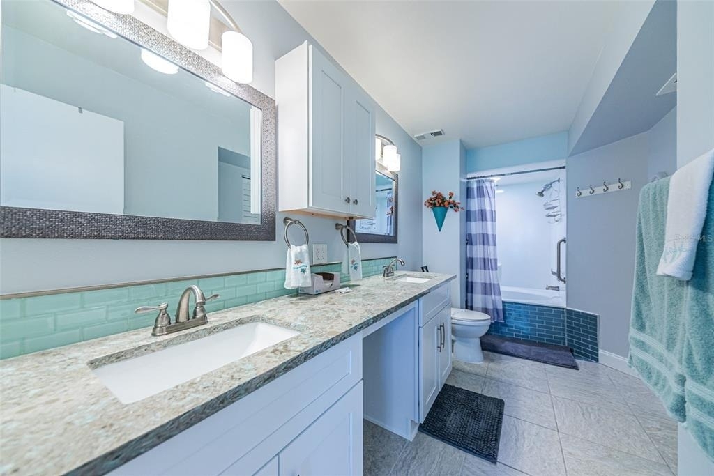 6000 Bahia Del Mar Circle - Photo 13