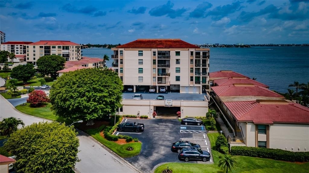 6145 Sun Boulevard - Photo 1