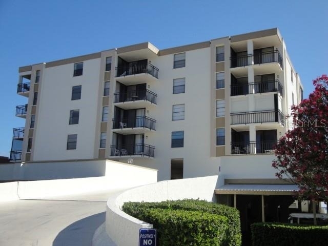 6145 Sun Boulevard - Photo 0