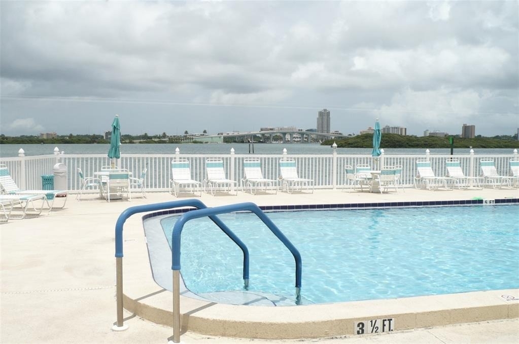 895 S Gulfview Boulevard - Photo 7