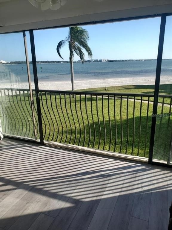 895 S Gulfview Boulevard - Photo 33
