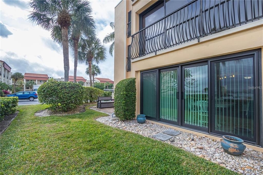 845 S Gulfview Boulevard - Photo 0