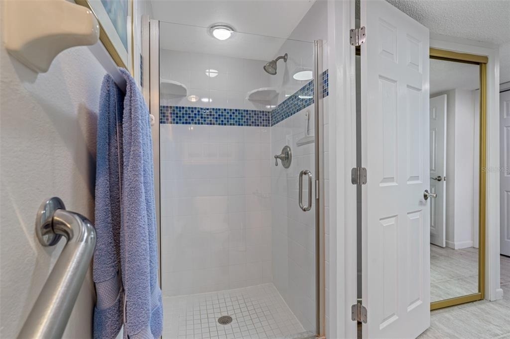 19111 Vista Bay Drive - Photo 11