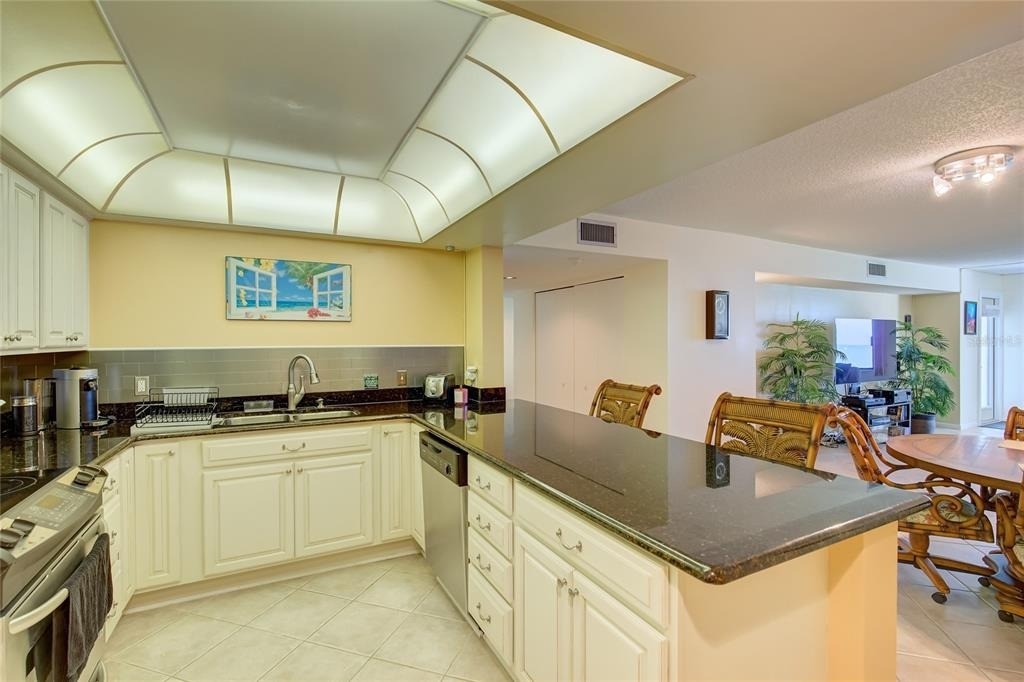 1460 Gulf Blvd - Photo 8