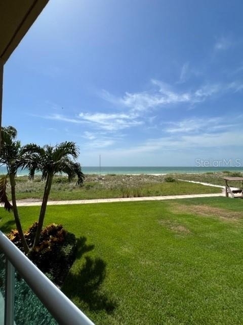 880 Mandalay Avenue - Photo 6