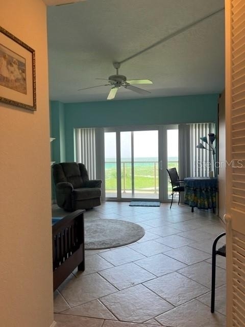 880 Mandalay Avenue - Photo 5