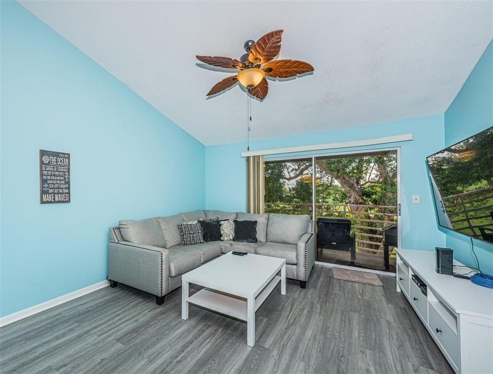 6077 Bahia Del Mar Boulevard - Photo 5