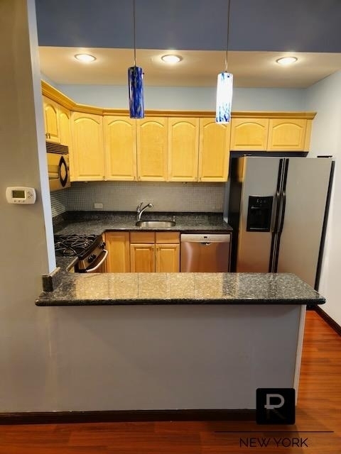 80 Bay Street - Photo 6